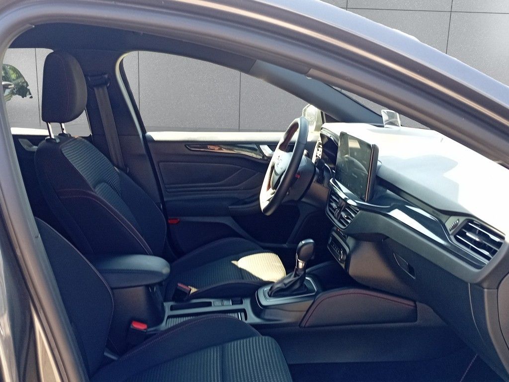 Ford Focus Turnier 1.0 EcoBoost Hybrid Aut. ST-LINE X