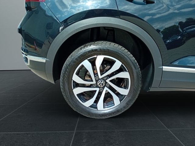Volkswagen T-Roc 1.5 TSI Active - Samsaru's Car Outlet