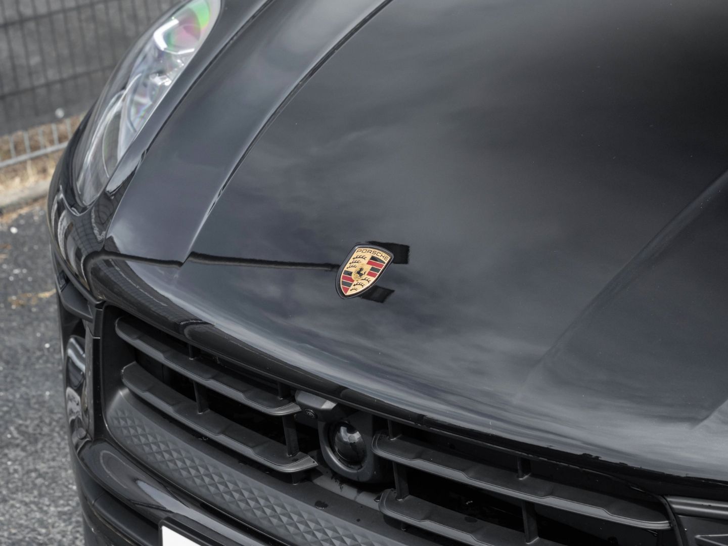 Porsche Macan - Samsaru's Car Outlet