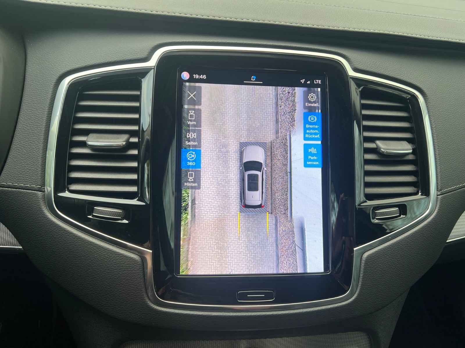 Volvo XC90 Recharge T8 AWD Plus Dark Autom. GARANTIE