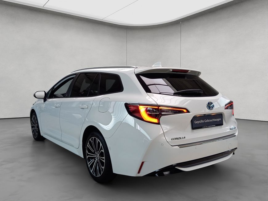 Toyota Corolla 2.0 Hybrid Touring Sports Team Deutschla