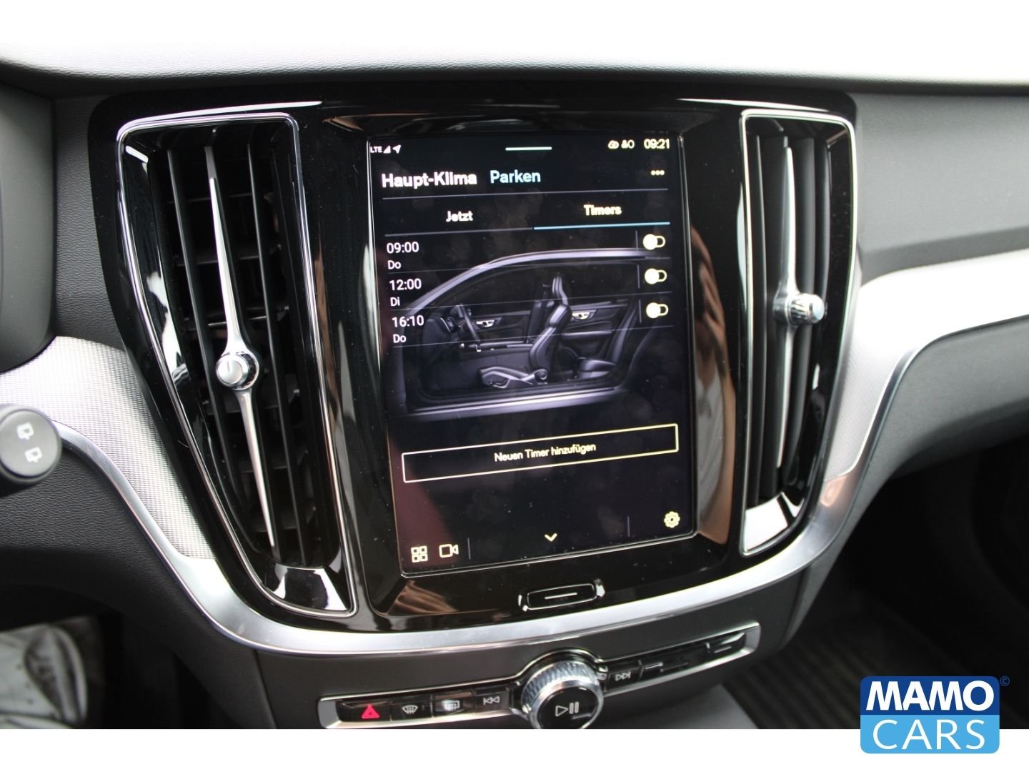 Volvo V60 T8 AWD Recharge Plus Dark EU6e AHK/360CAM/AC