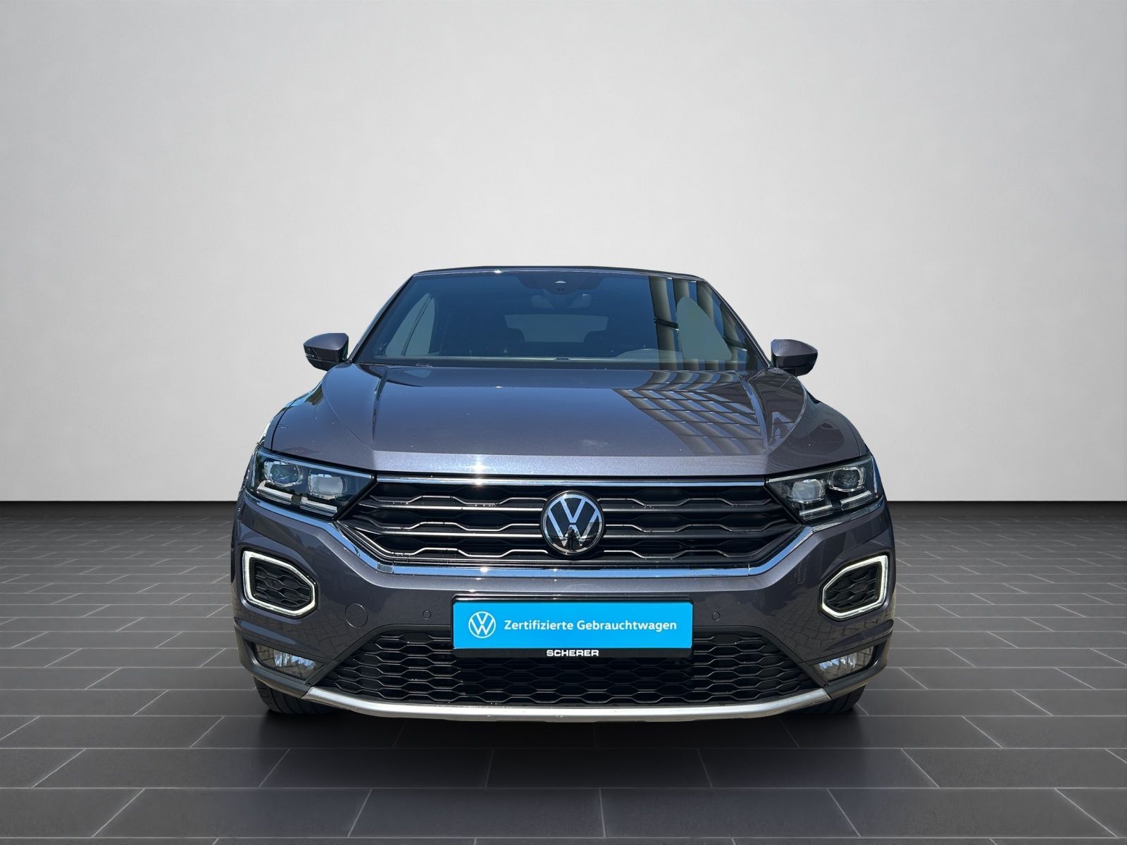 Volkswagen T-Roc 1.5 TSI Style DSG - Samsaru's Car Outlet