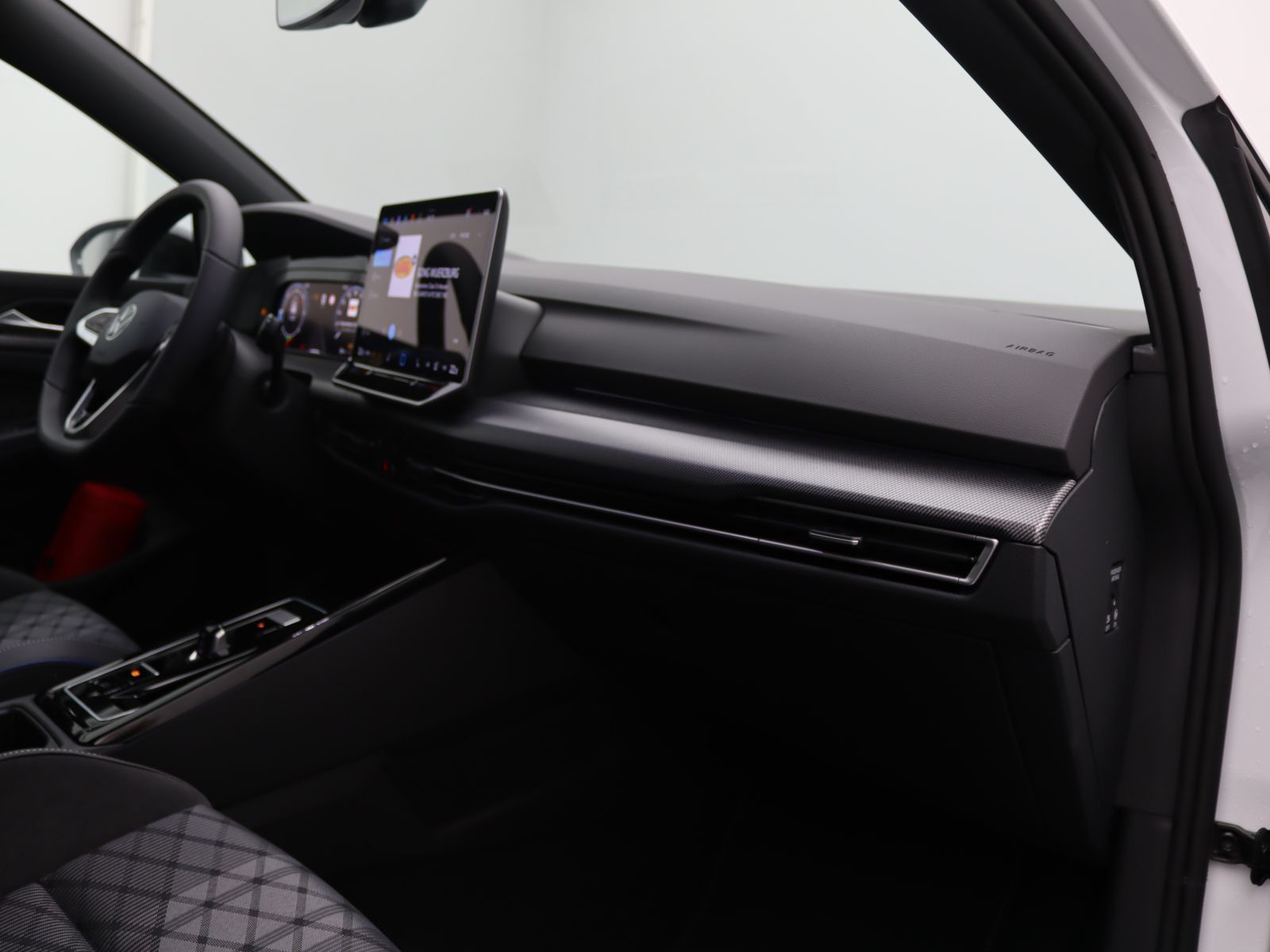Volkswagen Golf R-Line 2.0 TDI DSG/ Matrix, AHK, 360°Kamera
