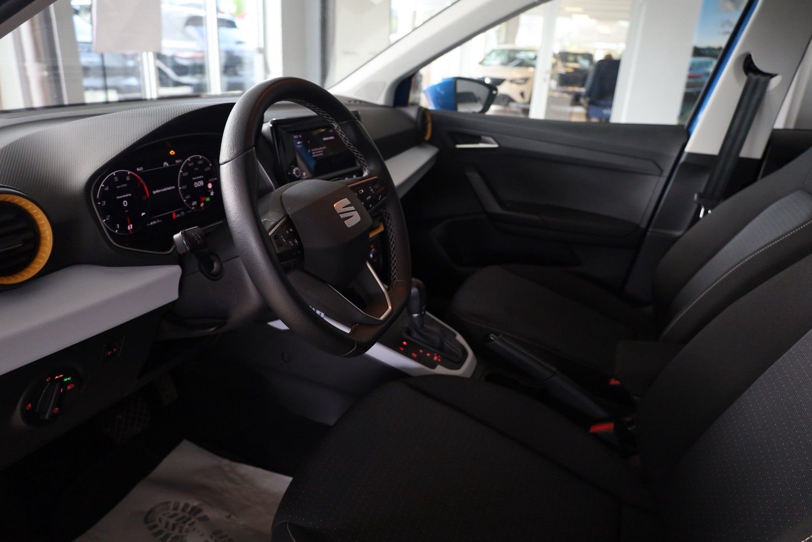 Seat Arona Style 1.0 TSI *Sitzheizung*Carplay-Navi