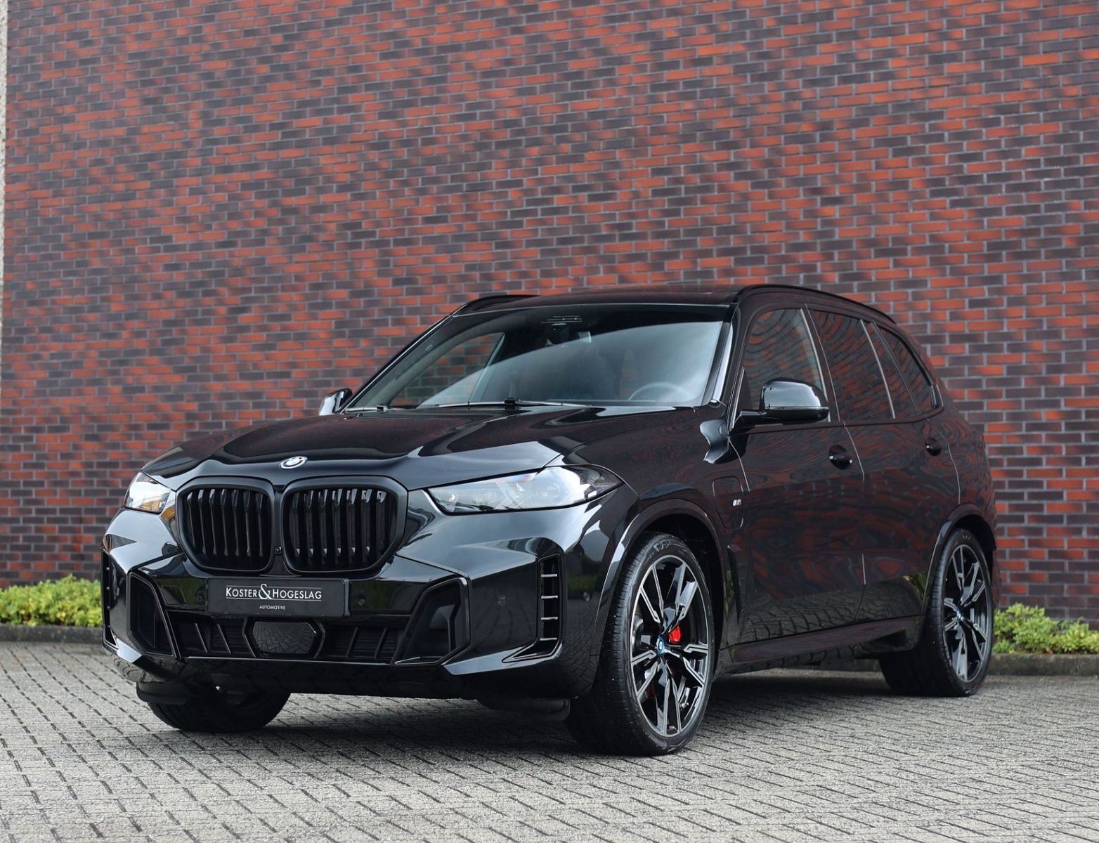 BMW X5 50e xDrive | M Sport Pro - Pano - AHK - B&W