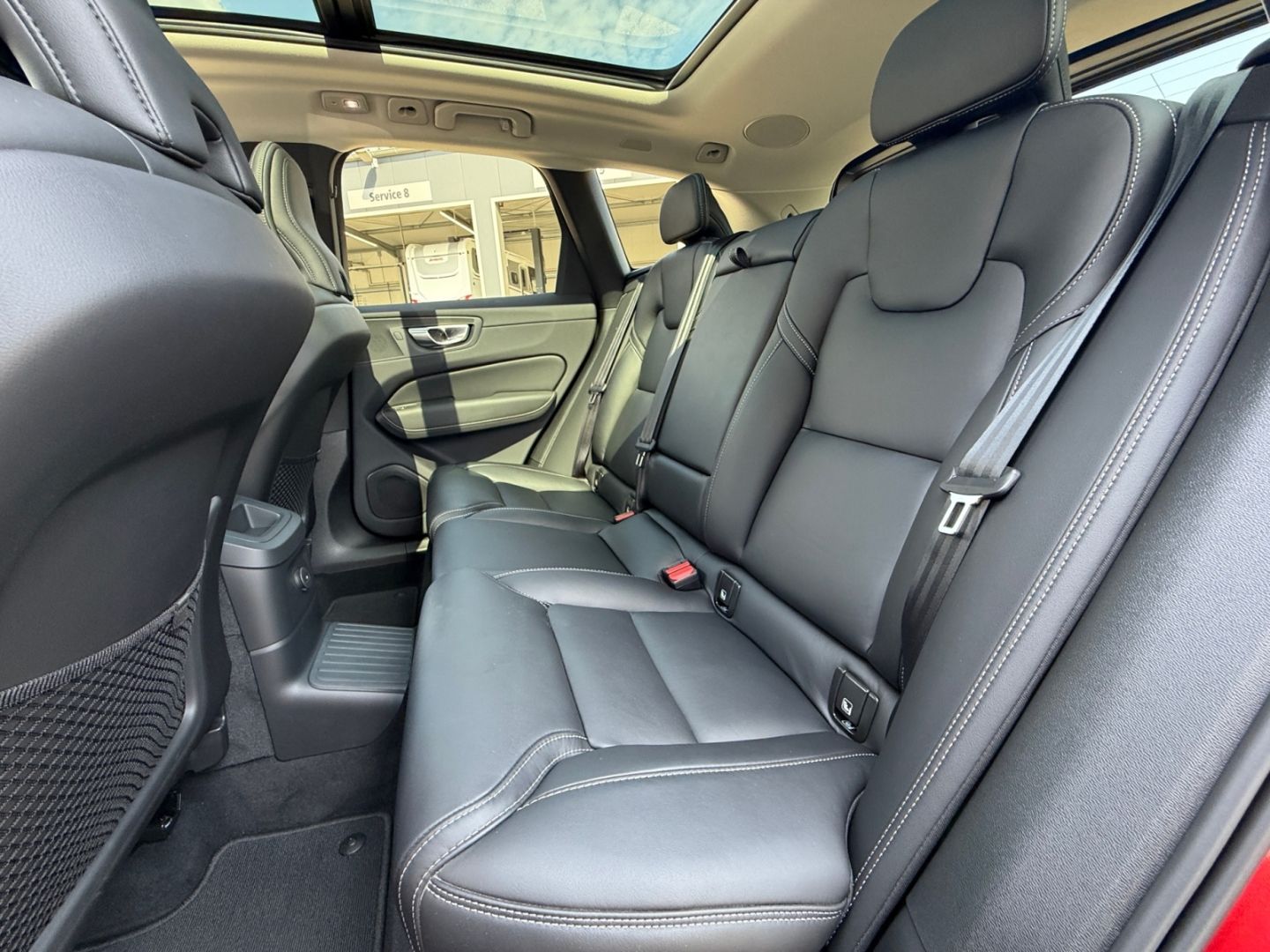 Volvo XC60 Ultimate Dark Recharge AWD StandHZG HUD Luf