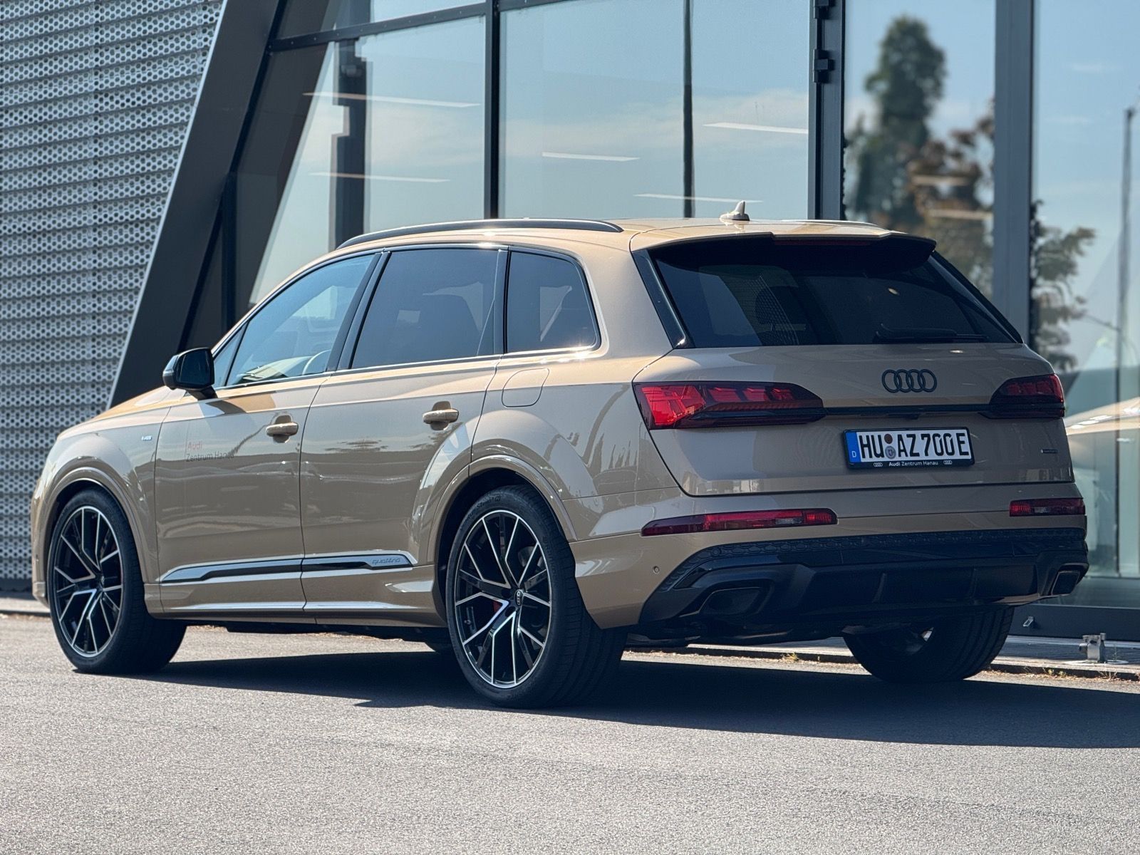 Audi Q7 S line 60 TFSI e HUP*SOFT*FAHRWERKADV*LASER*A