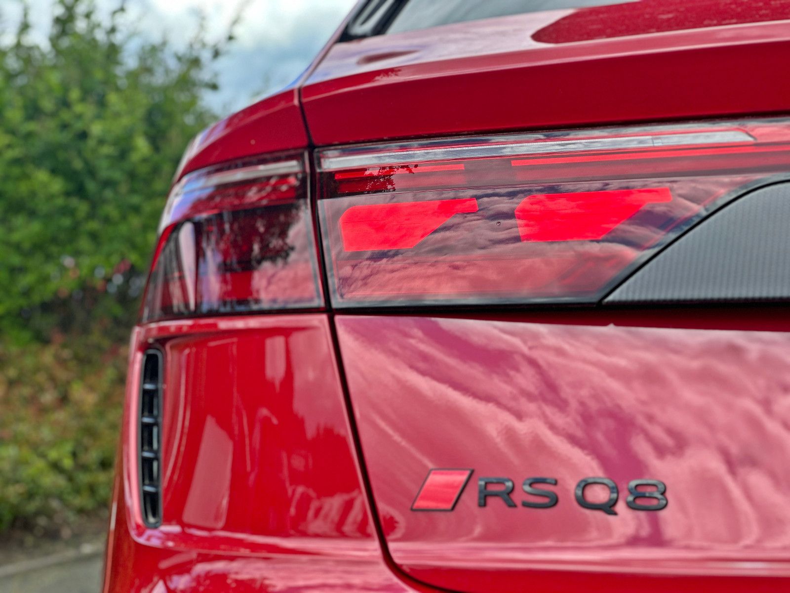 Audi RSQ8 performance 2xCARBON KERAMIK HUD NIGHT OLED