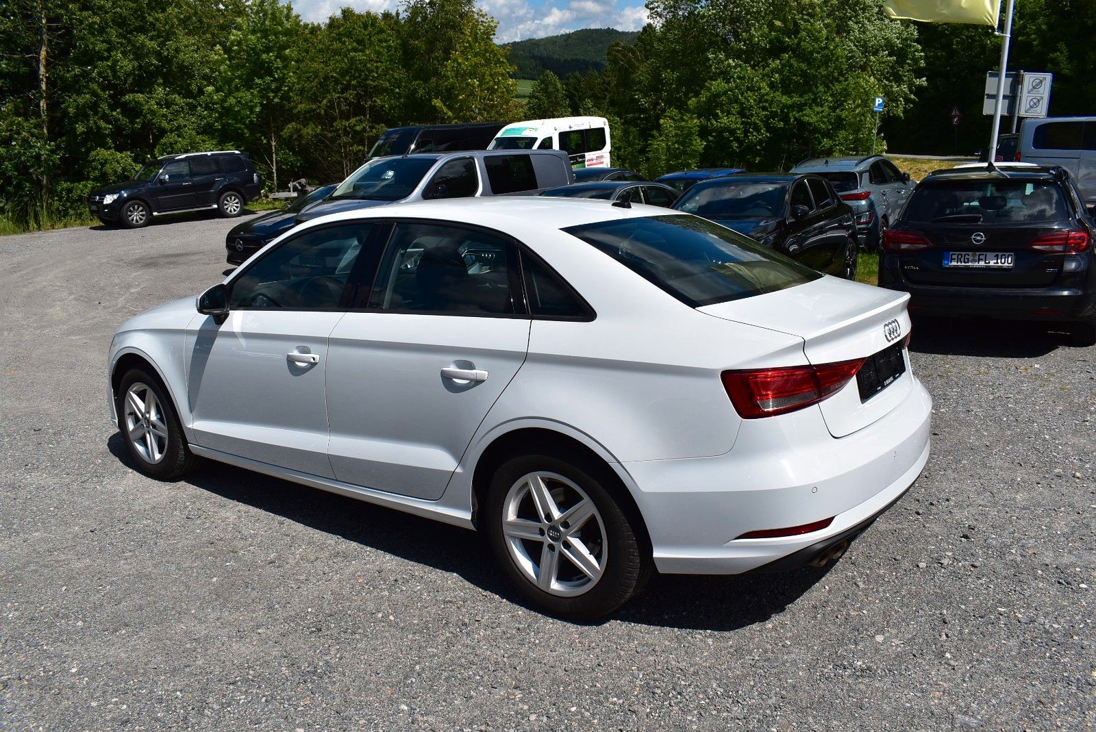 Audi A3 Limousine 35 TFSI - Samsaru's Car Outlet