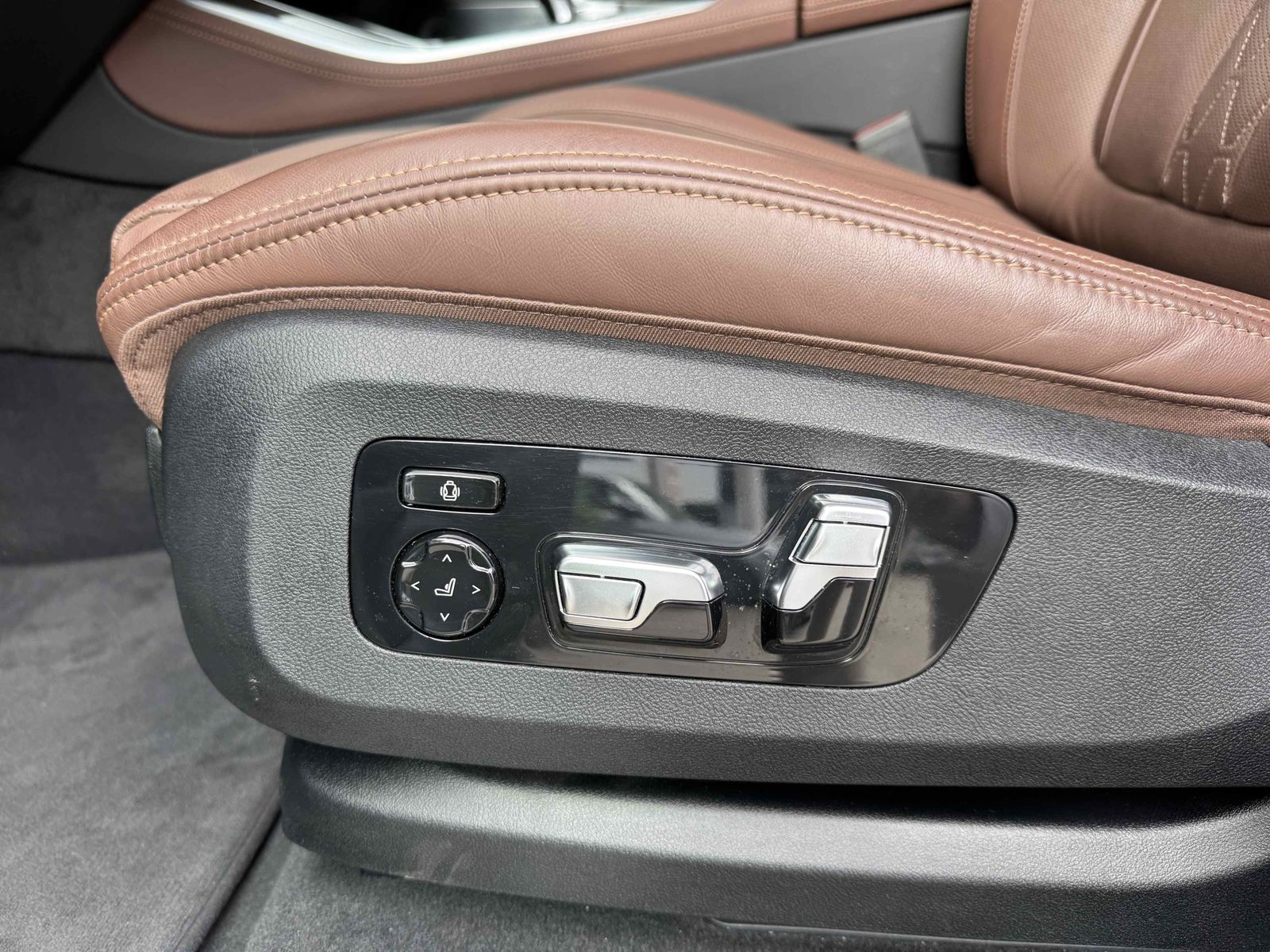 BMW X5 xDrive45e Laser AHK DA Prof PA+ B&W HuD 22"LM