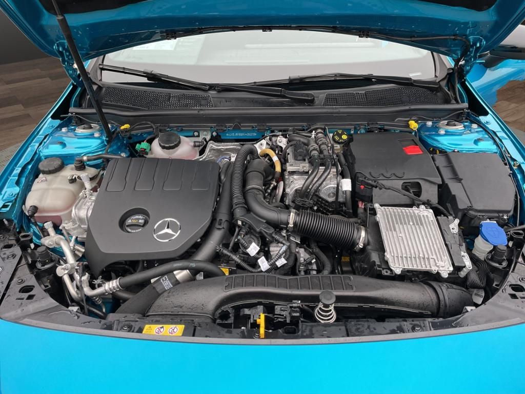 Mercedes-Benz CLA 250 e Coupé - Samsaru's Car Outlet