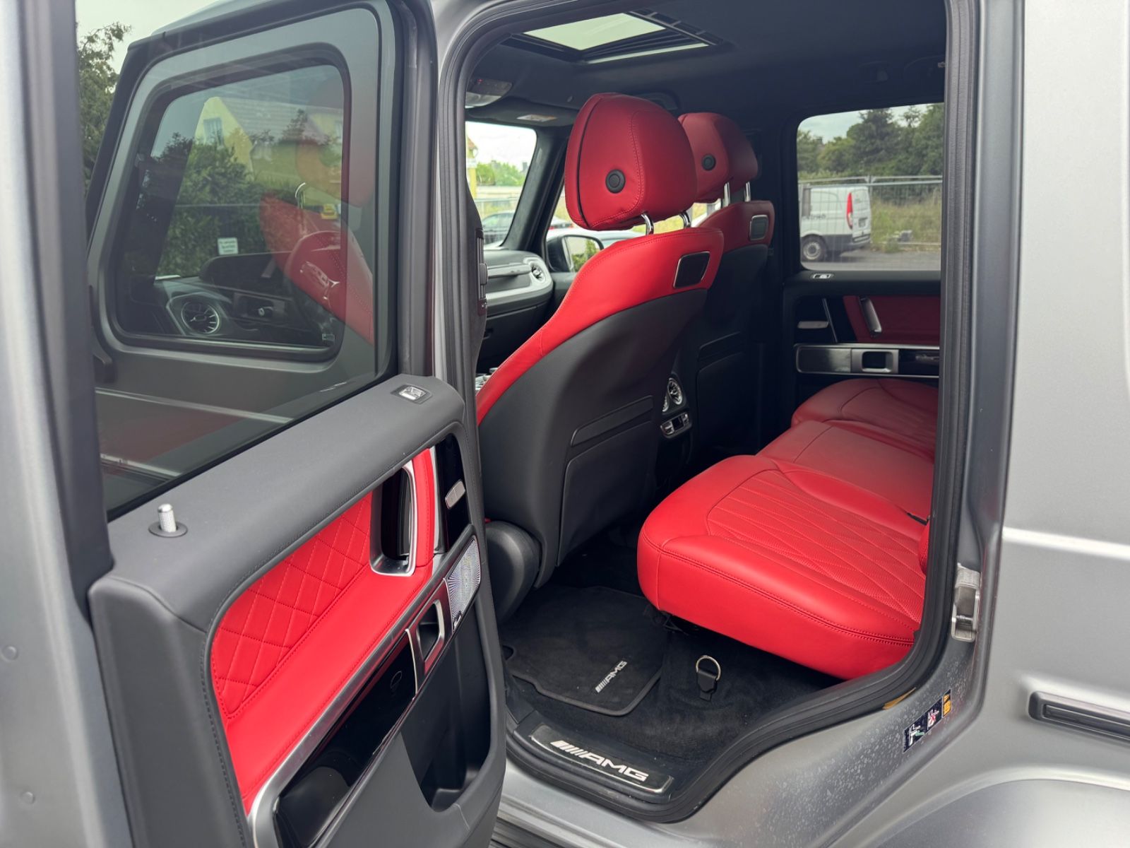 Mercedes-Benz G 63 AMG - Samsaru's Car Outlet