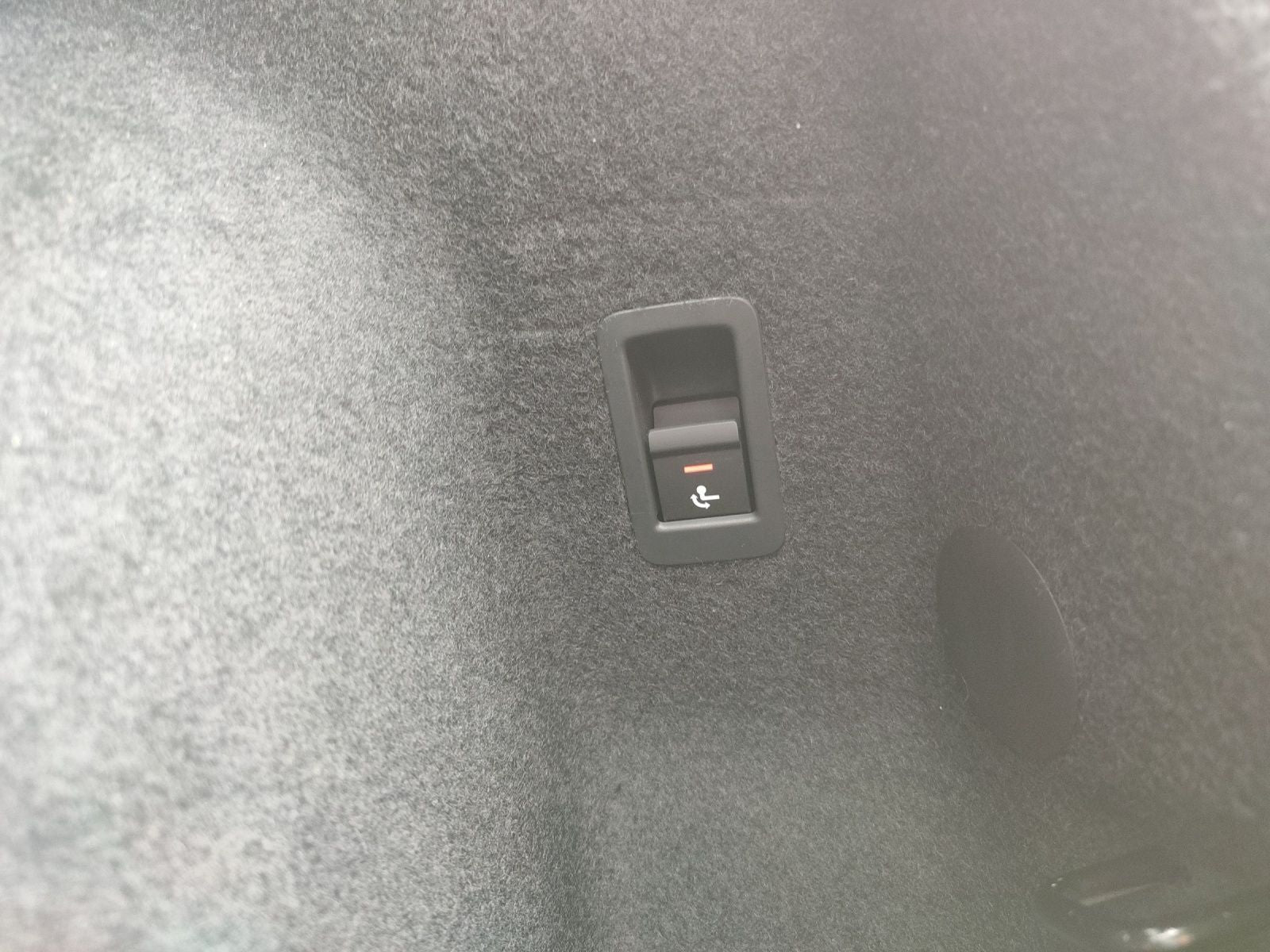 Audi Q3 40 TDI quattro S line - Samsaru's Car Outlet