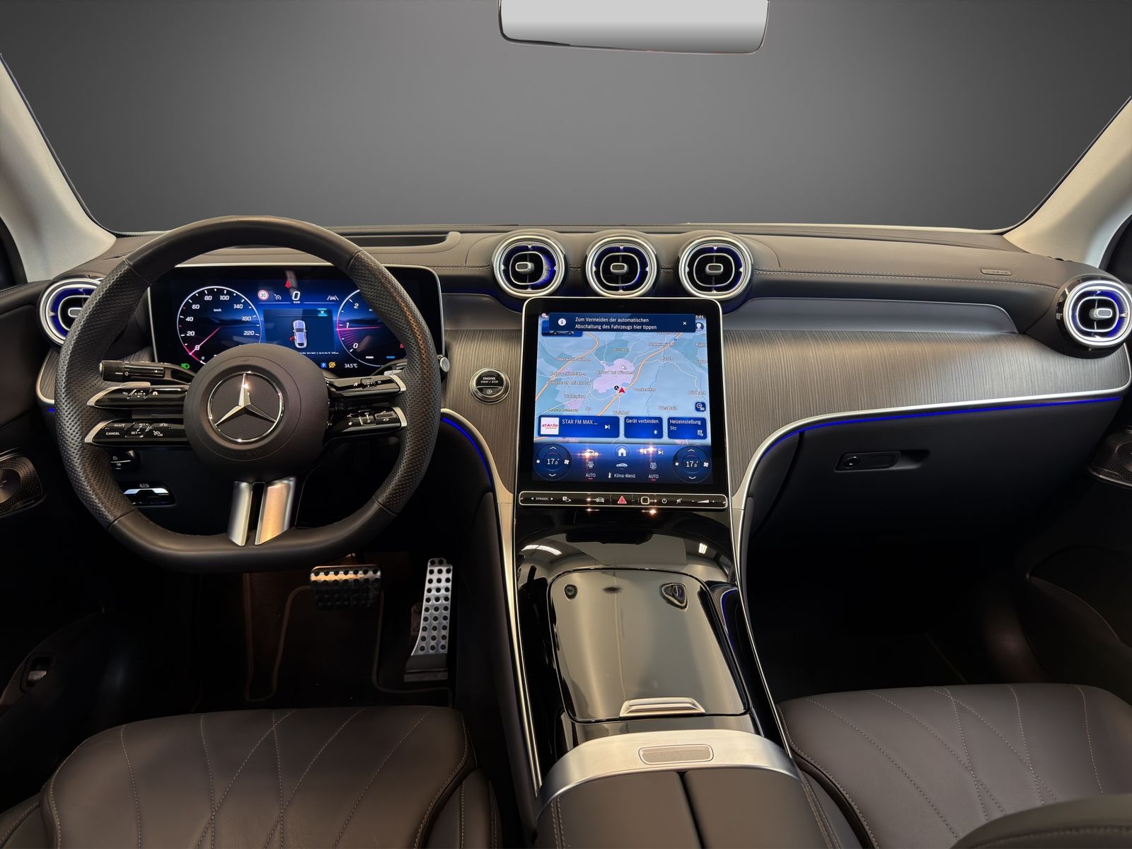 Mercedes-Benz GLC 300 d 4M AMG Premium Plus*AHK*Pano*HUD*20"*+