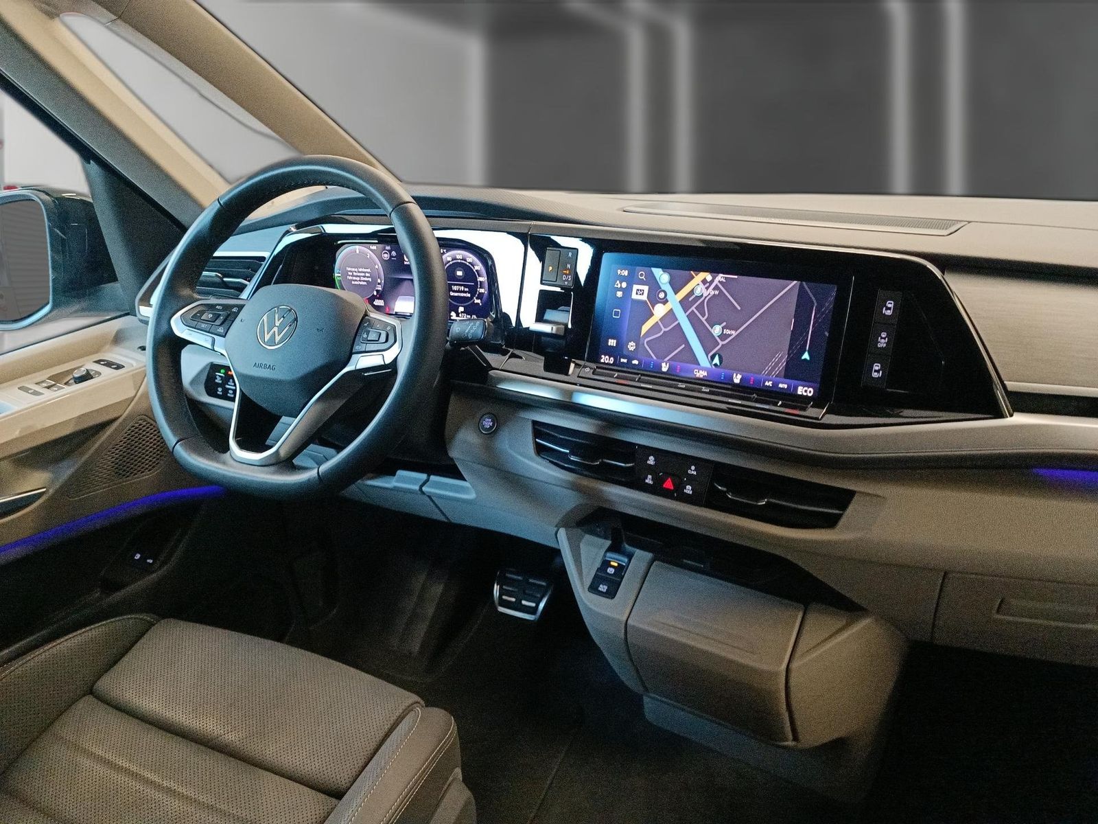 Volkswagen T7 Multivan 1.5 eHybrid Style lang DSG AHK*Leder