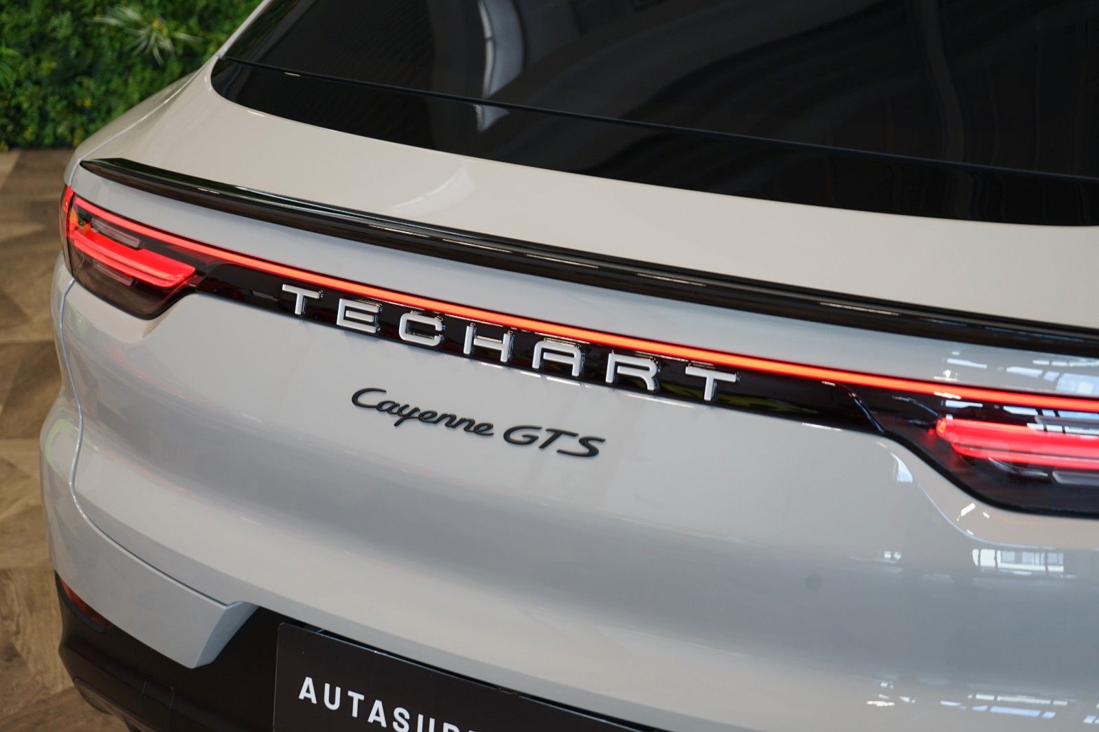 Porsche GTS*TECHART*GT STREET R*PCCB*PASM*109.174€ NETTO