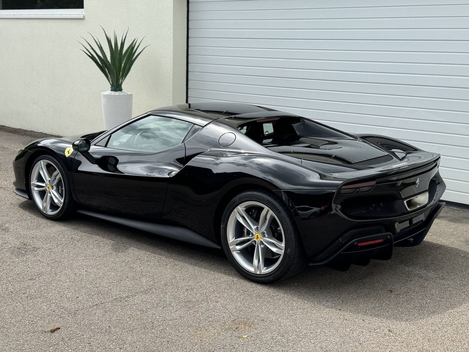 Ferrari 296 GTB - Samsaru's Car Outlet