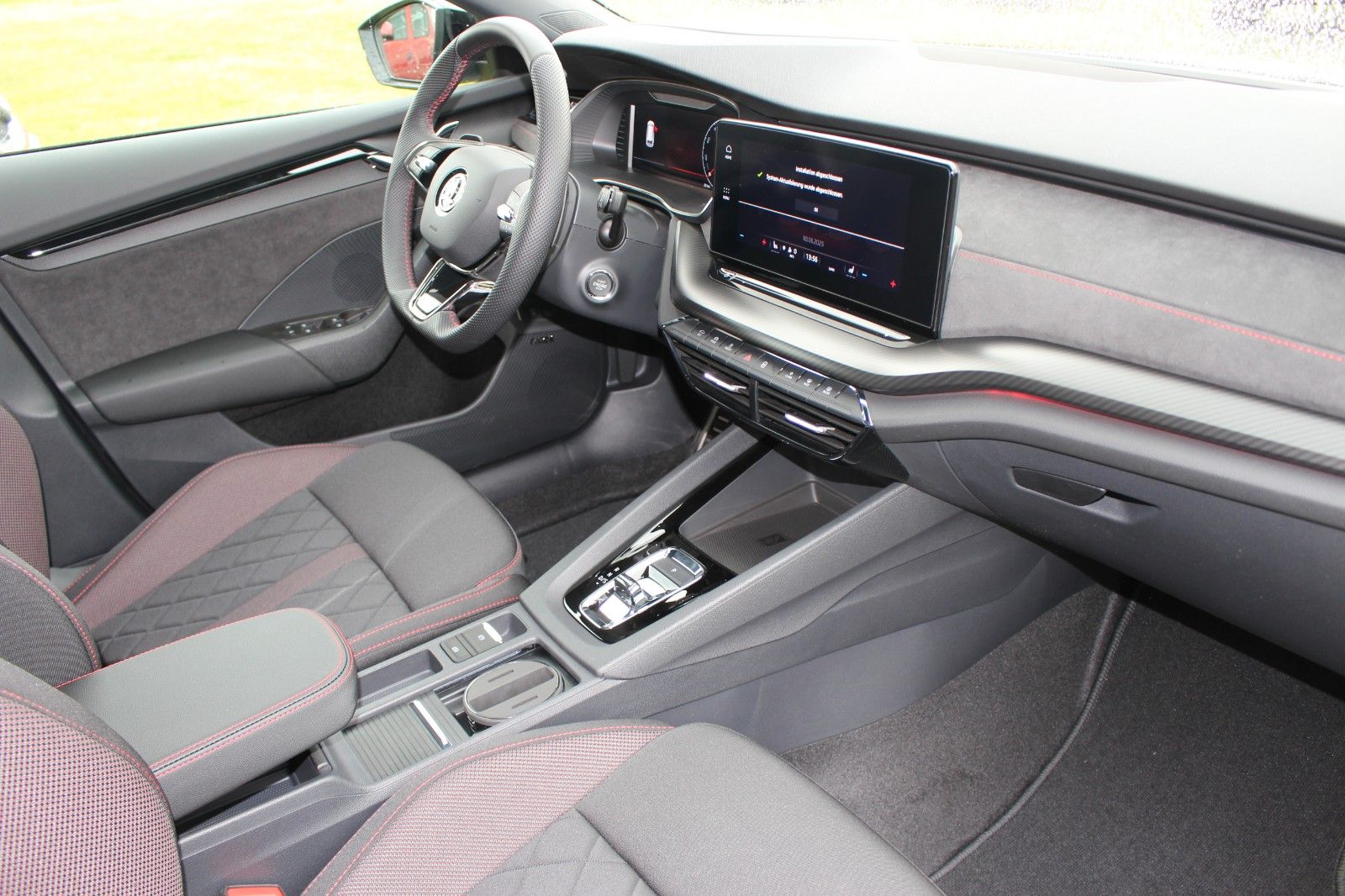 Skoda Octavia Combi RS - Samsaru's Car Outlet