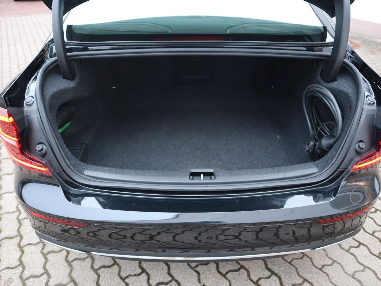 Volvo S60 T8 Inscription Recharge Plug-In Hybrid AWD