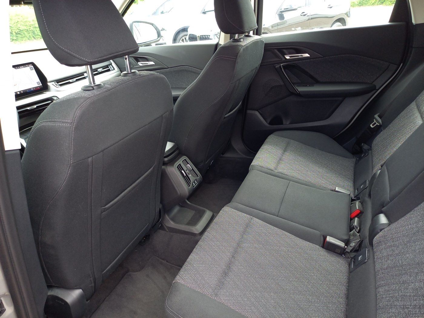 BMW X1 xDrive20d - Samsaru's Car Outlet