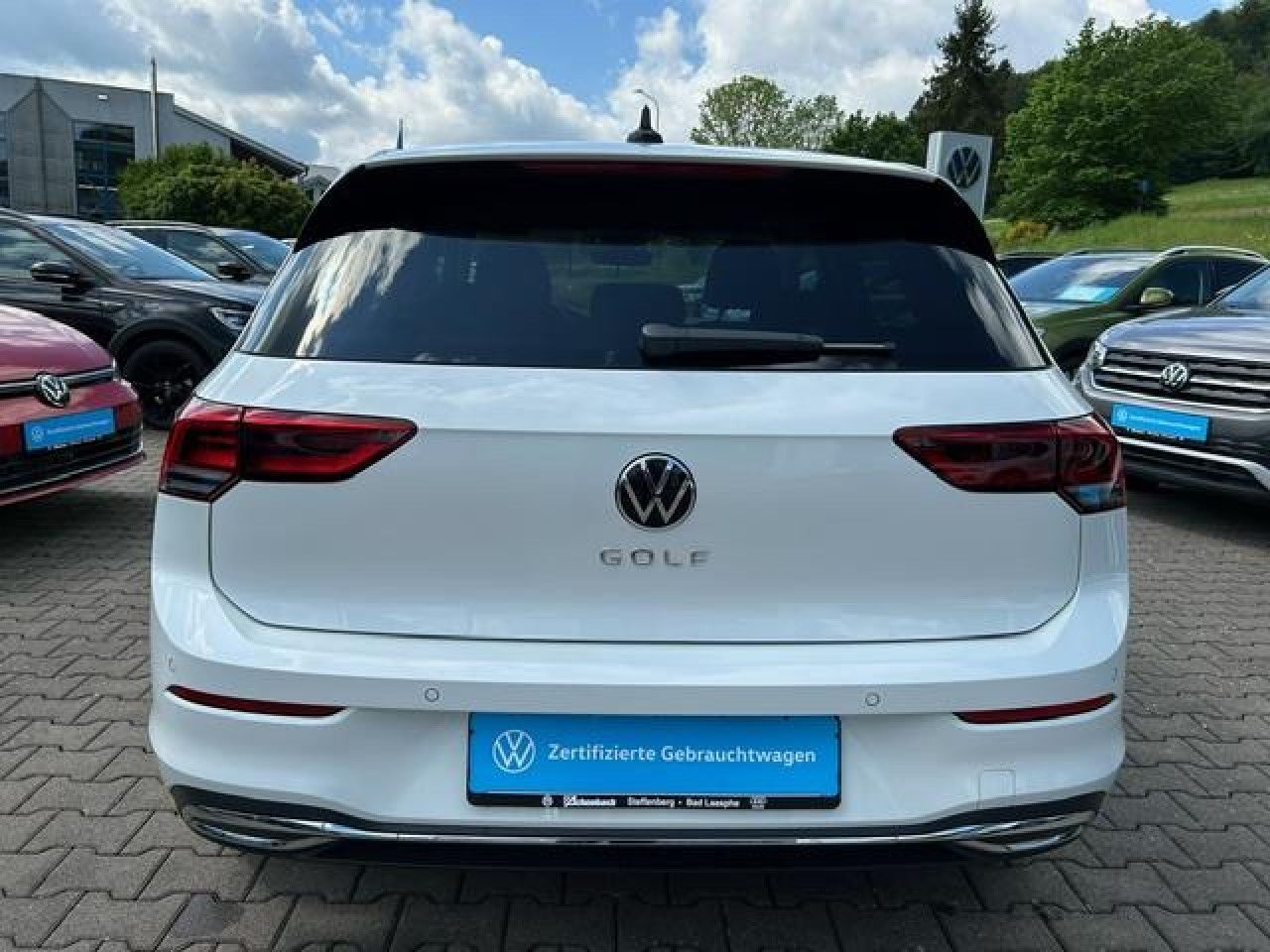 Volkswagen Golf VIII Move 1.5 l TSI - Samsaru's Car Outlet