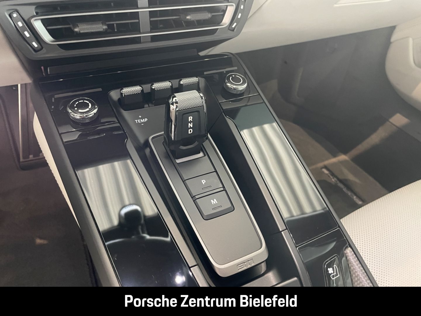 Porsche 992 911 Carrera 4 GTS Cabriolet Sportabgasanlage