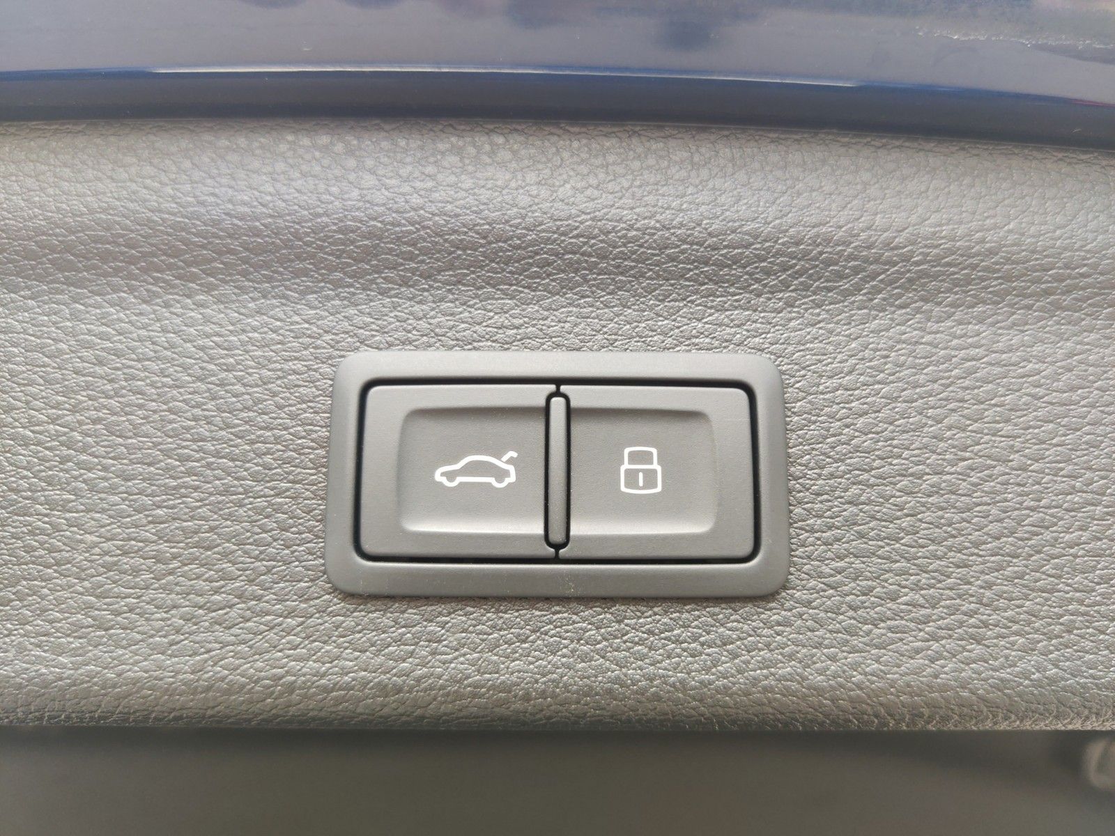 Audi Q3 40 TFSI quattro S line S tronic - Samsaru's Car Outlet