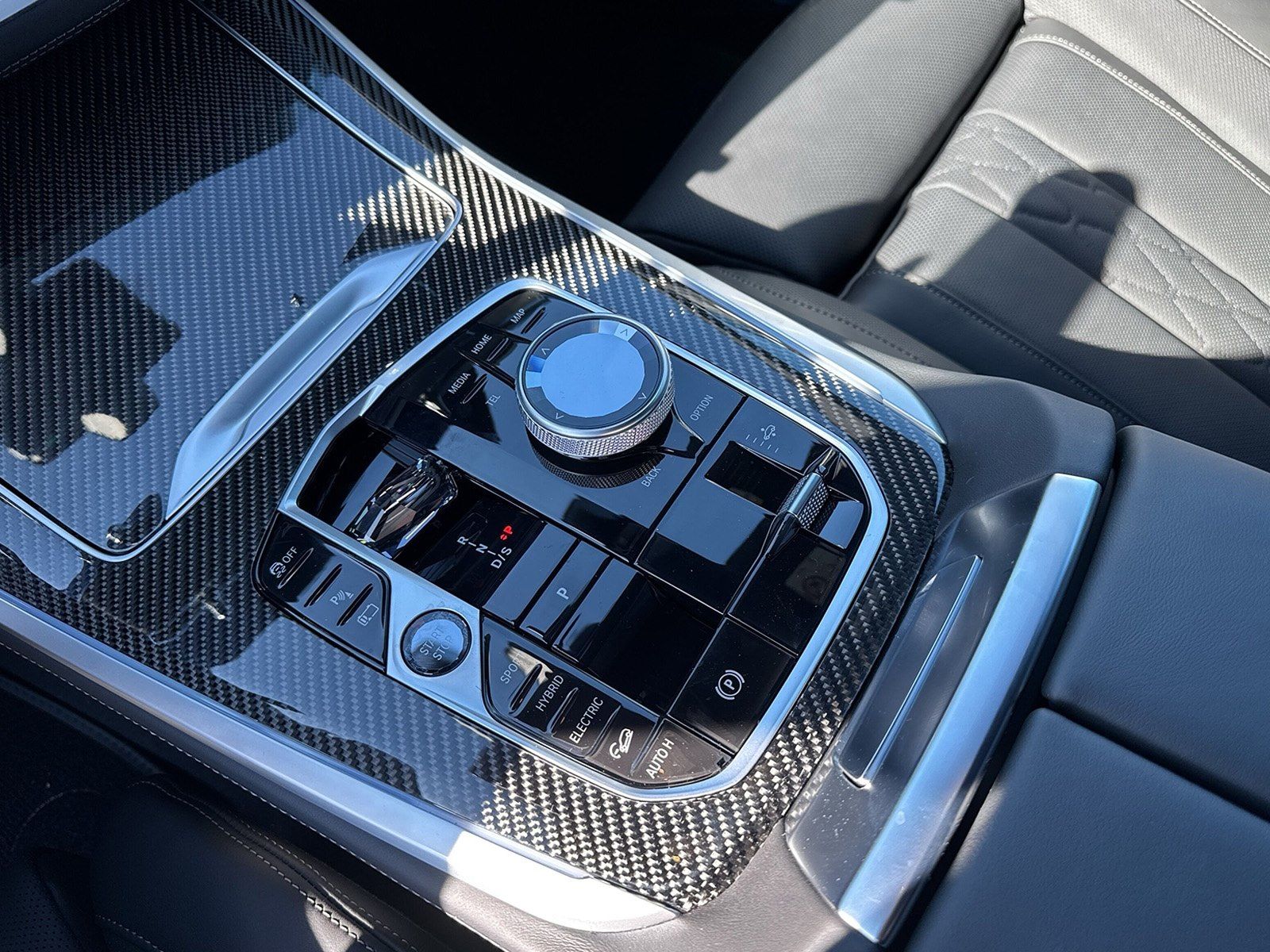 BMW X5 xDrive50e M Sport Pro|SkyLounge|AHK|H/K