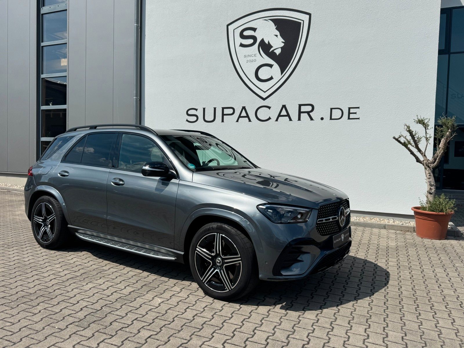 Mercedes-Benz GLE 450d*AMG Line*Burmester*AHK*Pano*360°*LED