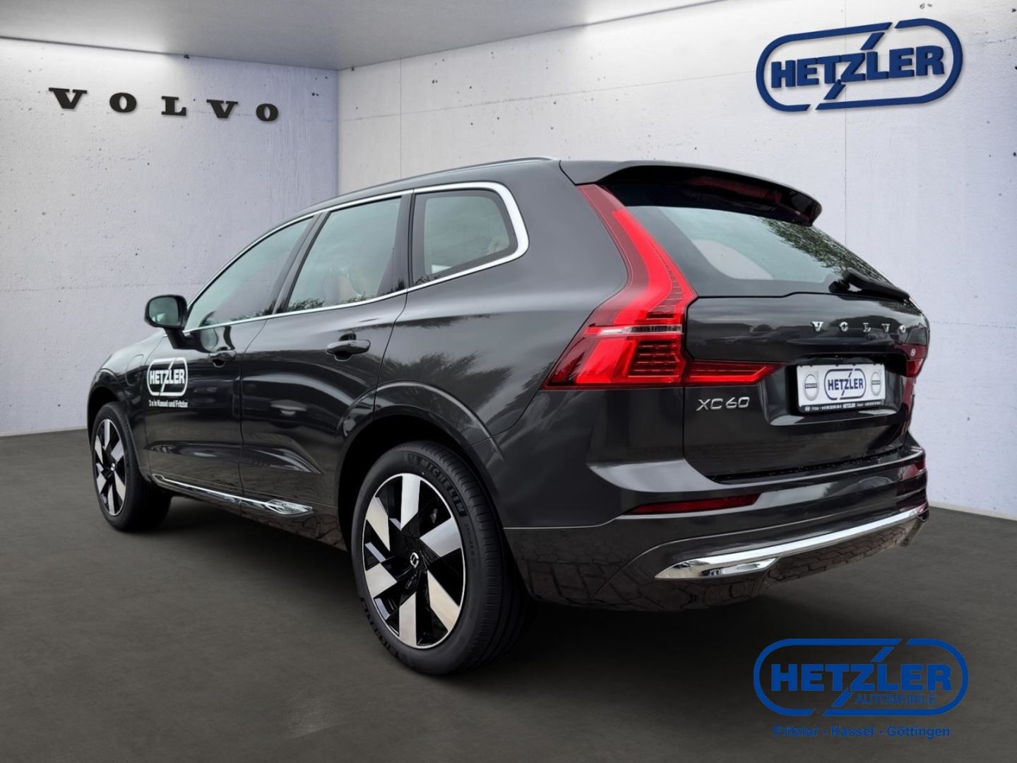 Volvo XC60 Ultimate Bright Recharge Plug-In Hybrid AWD