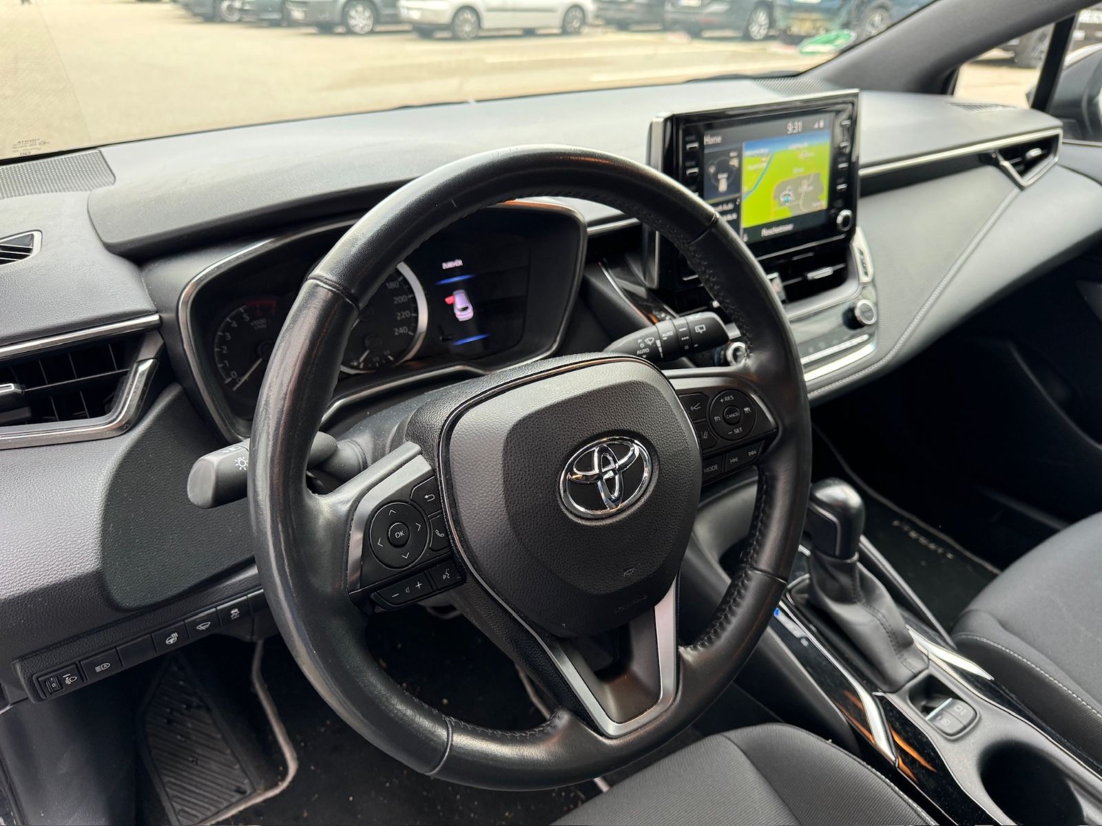 Toyota Corolla Touring Sports Hybrid Comfort - Samsaru's Car Outlet