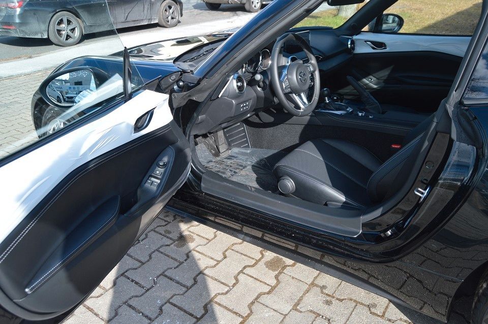 Mazda MX-5 RF Benzin 132PS 6GS Exclusive-Line Navi