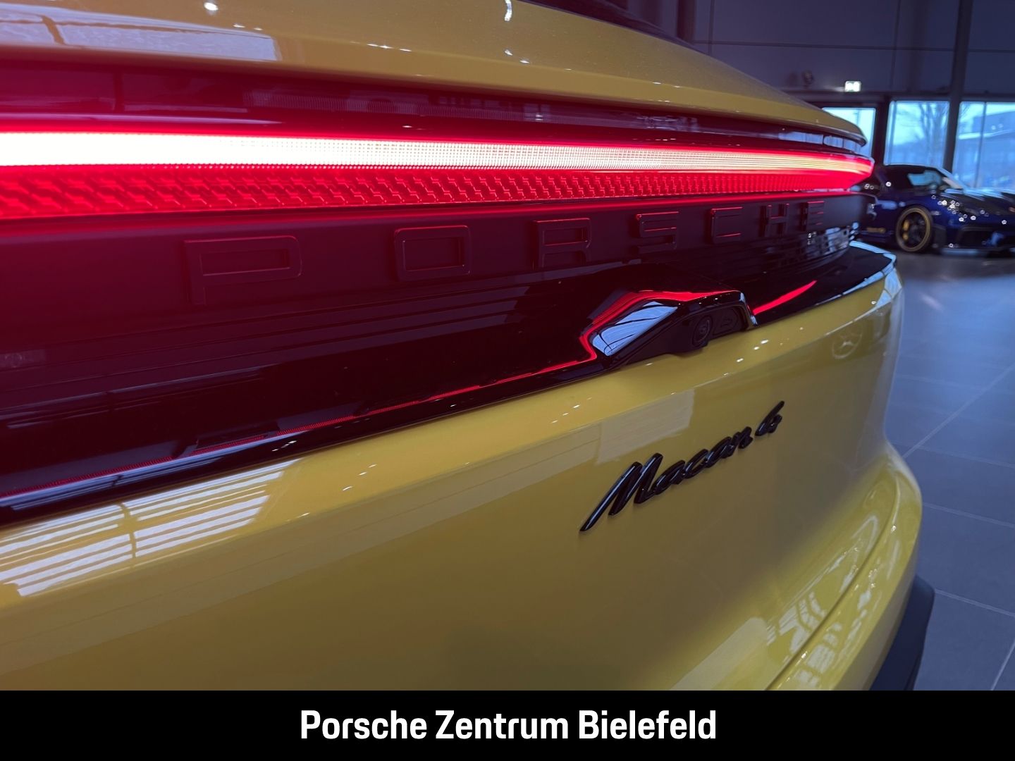 Porsche Macan 4 Offroad-Design LED-Matrix Surround-View