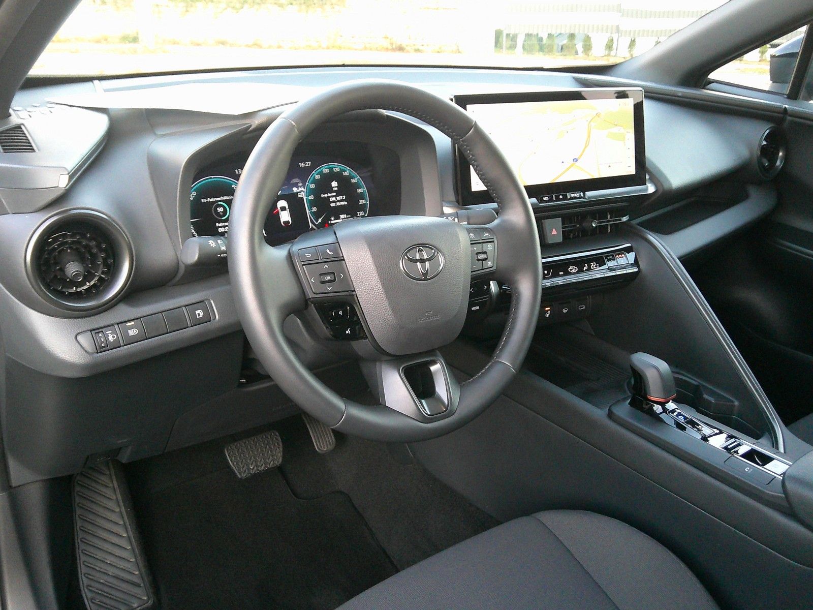 Toyota C-HR Hybrid FWD Team Deutschland ACC Navi