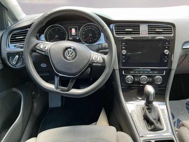 Volkswagen Golf Variant 2.0 TDI SCR DSG Highline - Samsaru's Car Outlet
