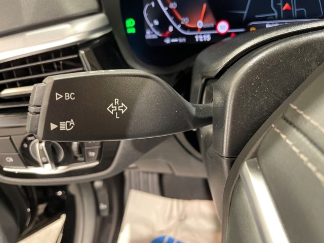 BMW 520 D Touring Automatik EU6d ACC LED Navi Leder