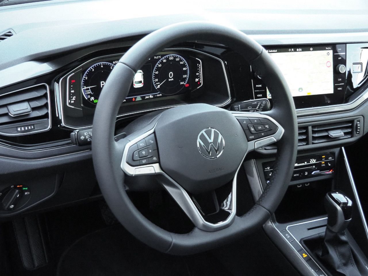 Volkswagen Polo 1.0 TSI DSG Style AHK, NAVI, ACC, PANORAMA