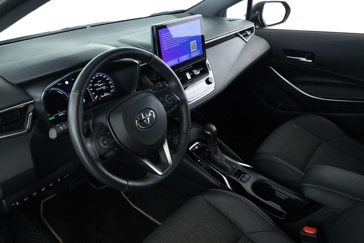 Toyota Corolla Touring Sports 2.0 CVT Team D Navi Kam