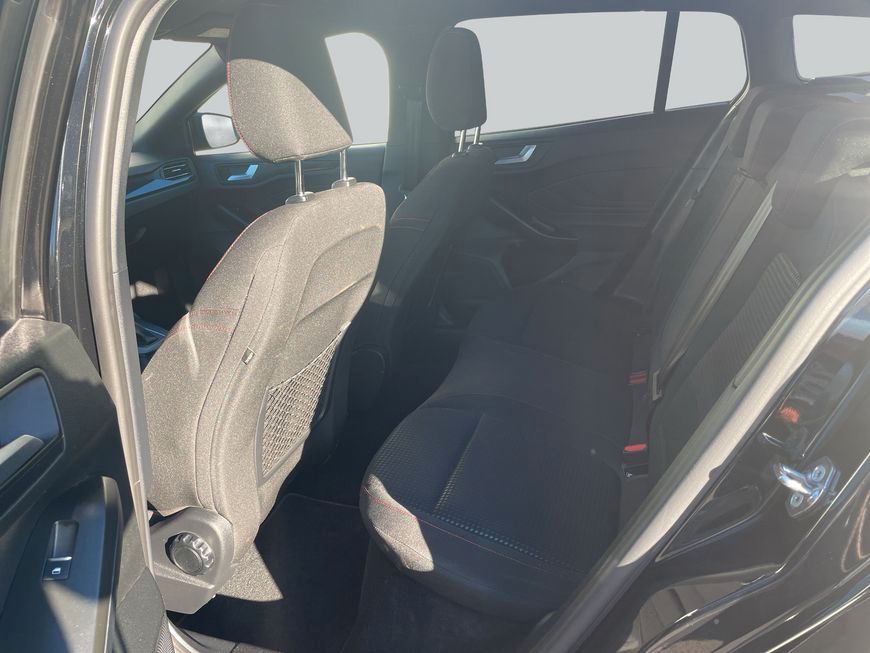 Ford Focus Turnier 1.0 EcoBoost Hybrid Aut. ST-LINE X