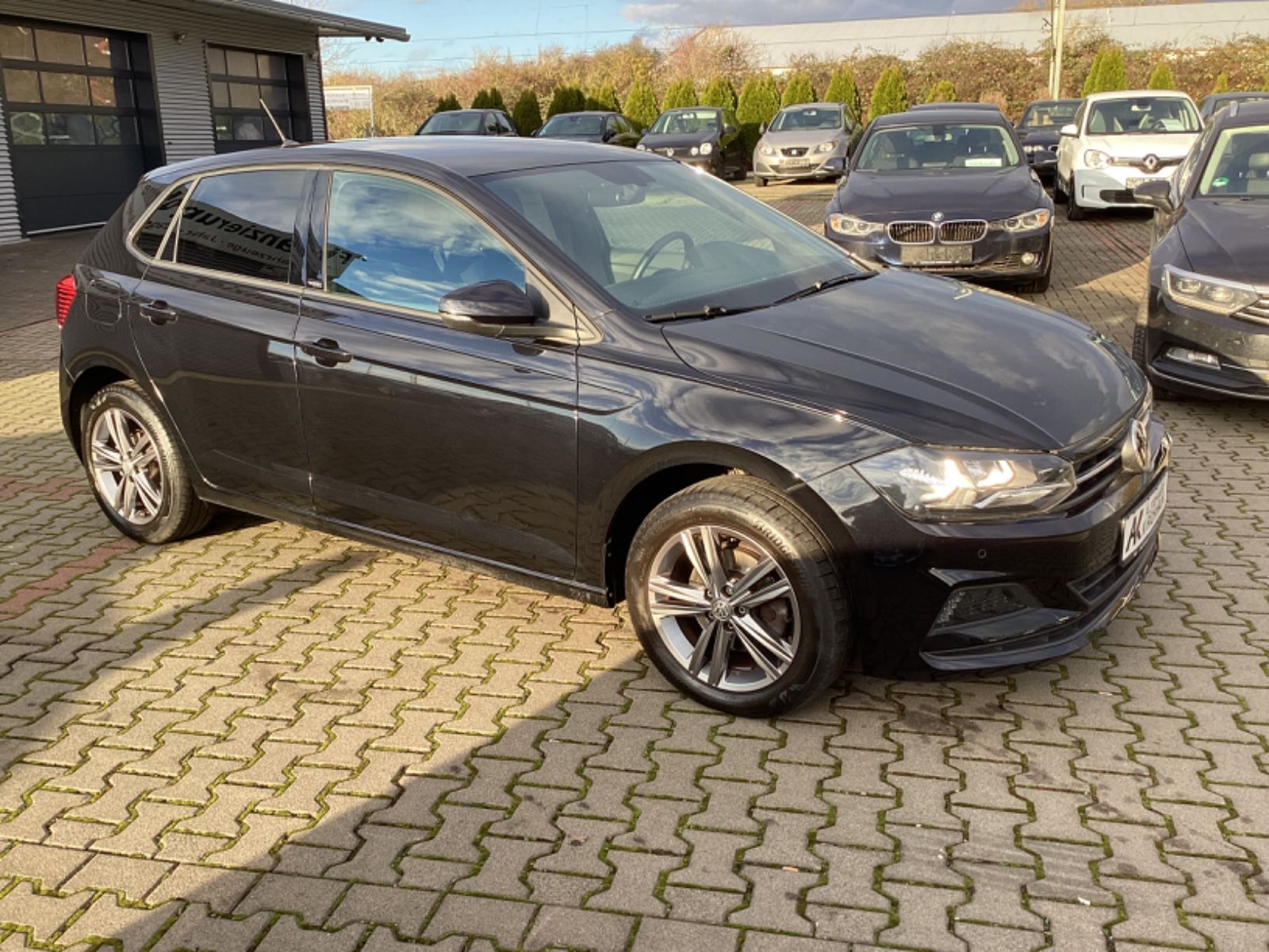 Volkswagen Polo VI United - Samsaru's Car Outlet