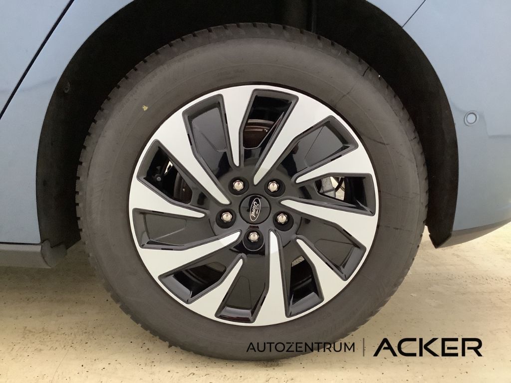 Ford Focus 1.0 EcoBoost MHEV Titanium 7AT. iACC -52%*