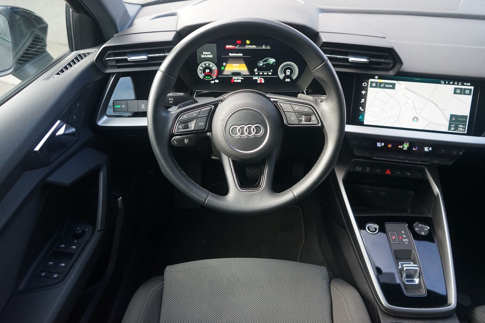 Audi A3 Sportback 45 TFSI e S-line Klimaaut. LED Navi