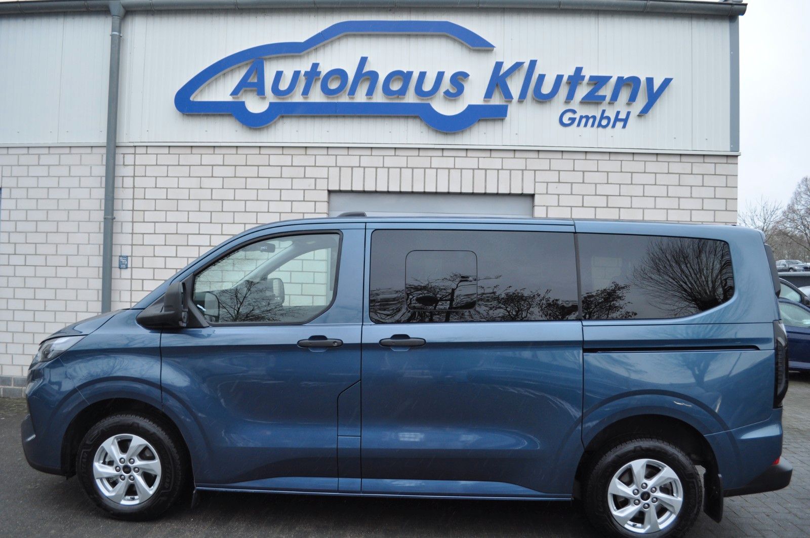 Ford Transit Custom Kombi 320 L1 FWD TREND/AUT/ALU