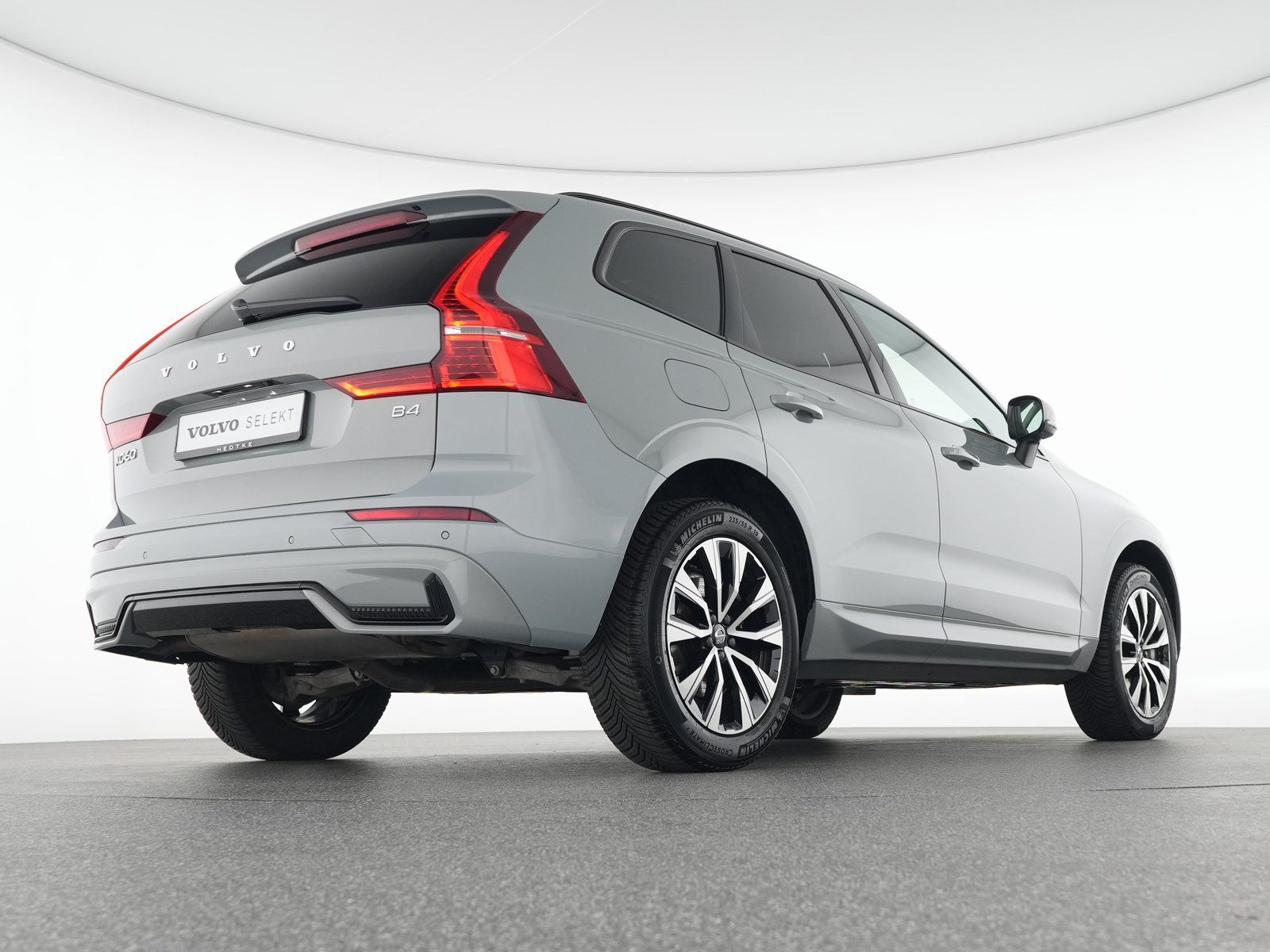 Volvo XC60 B4 Diesel Geartronic Plus Dark