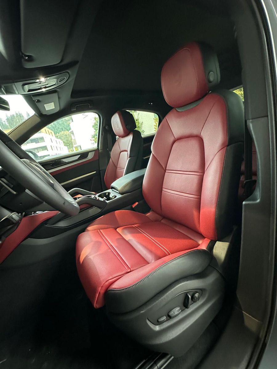 Porsche Cayenne S Hyb Coupe Facelift/gr-rot/AHK/Mtx/22
