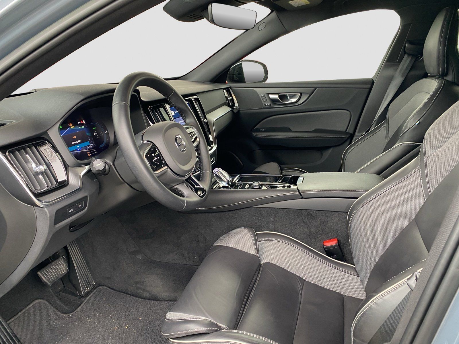 Volvo V60 Kombi T8 Twin Engine (E6d) Plus Dark