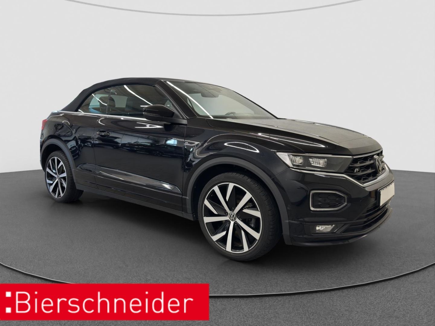 Volkswagen T-Roc 1.5 TSI DSG R-Line - Samsaru's Car Outlet