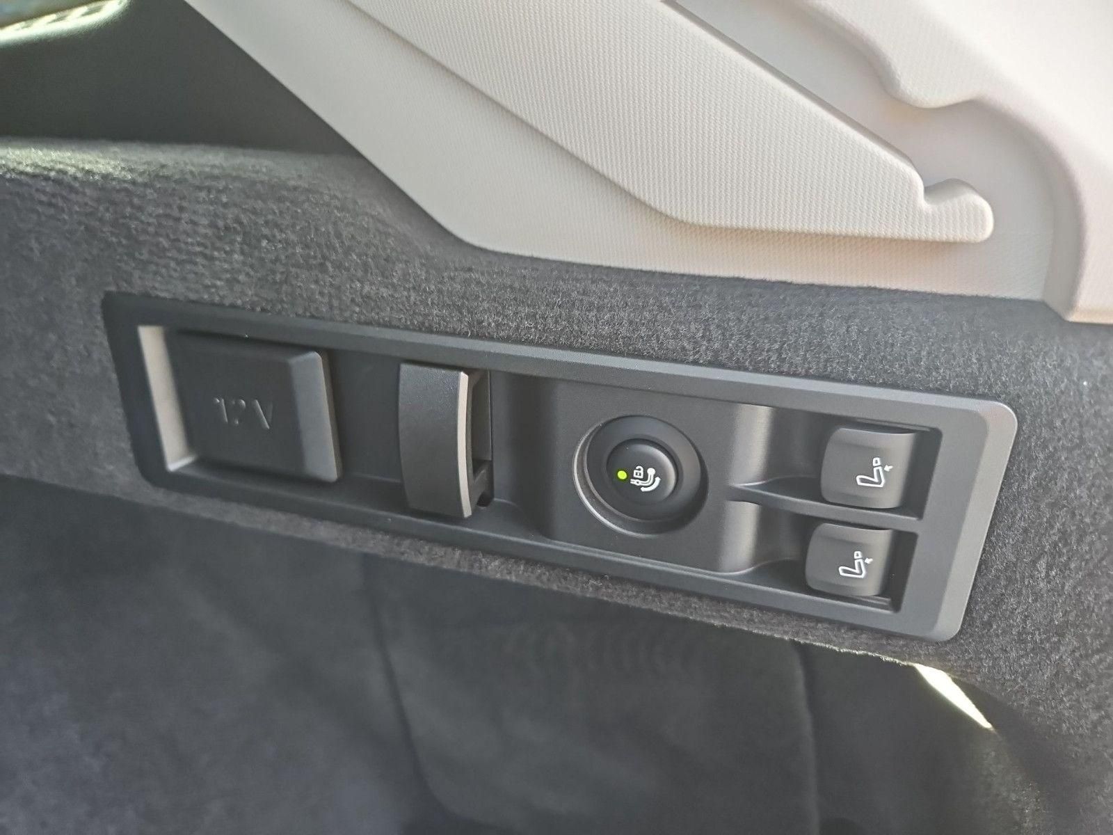 BMW 318d Touring/AHK/LED/DAB/LiveCockpit/Innovation