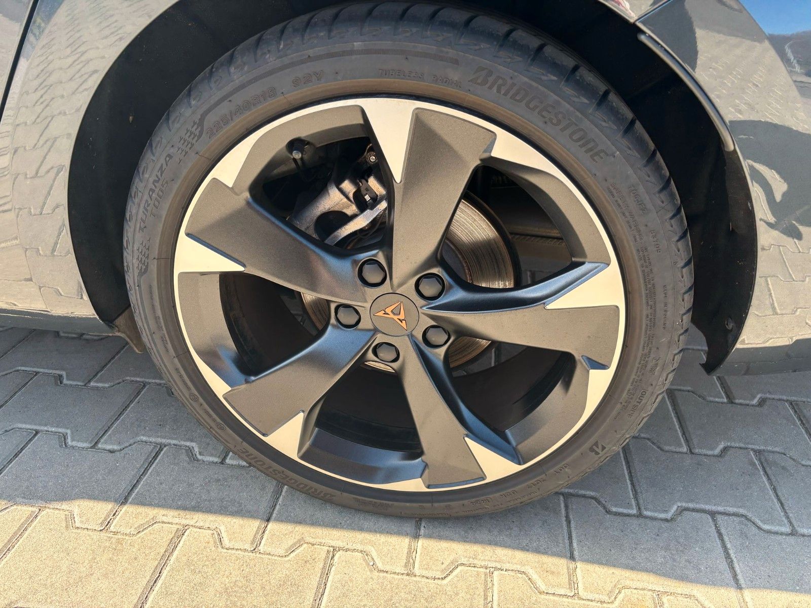 Cupra Leon Sportstourer - Samsaru's Car Outlet